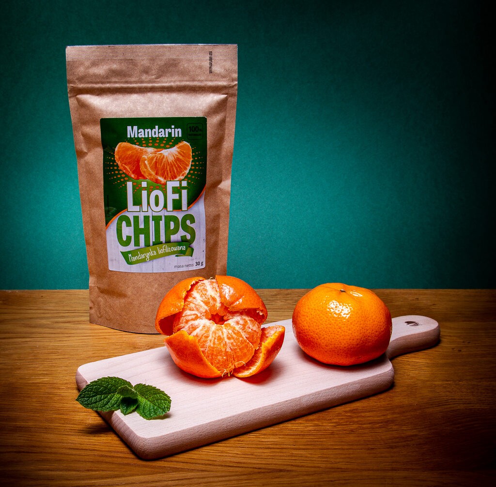 Freeze-dried tangerine