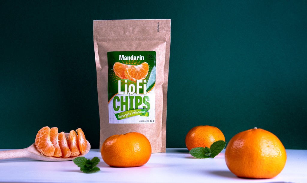 Freeze-dried tangerine