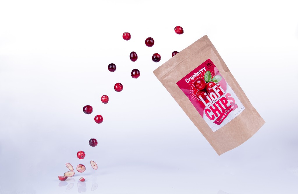 Freeze-dried cranberries