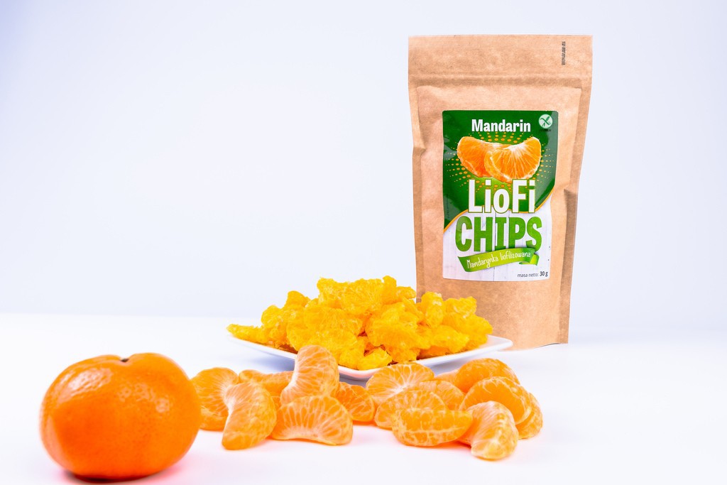 Freeze-dried tangerine