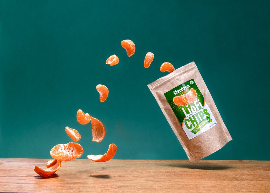 Freeze-dried tangerine