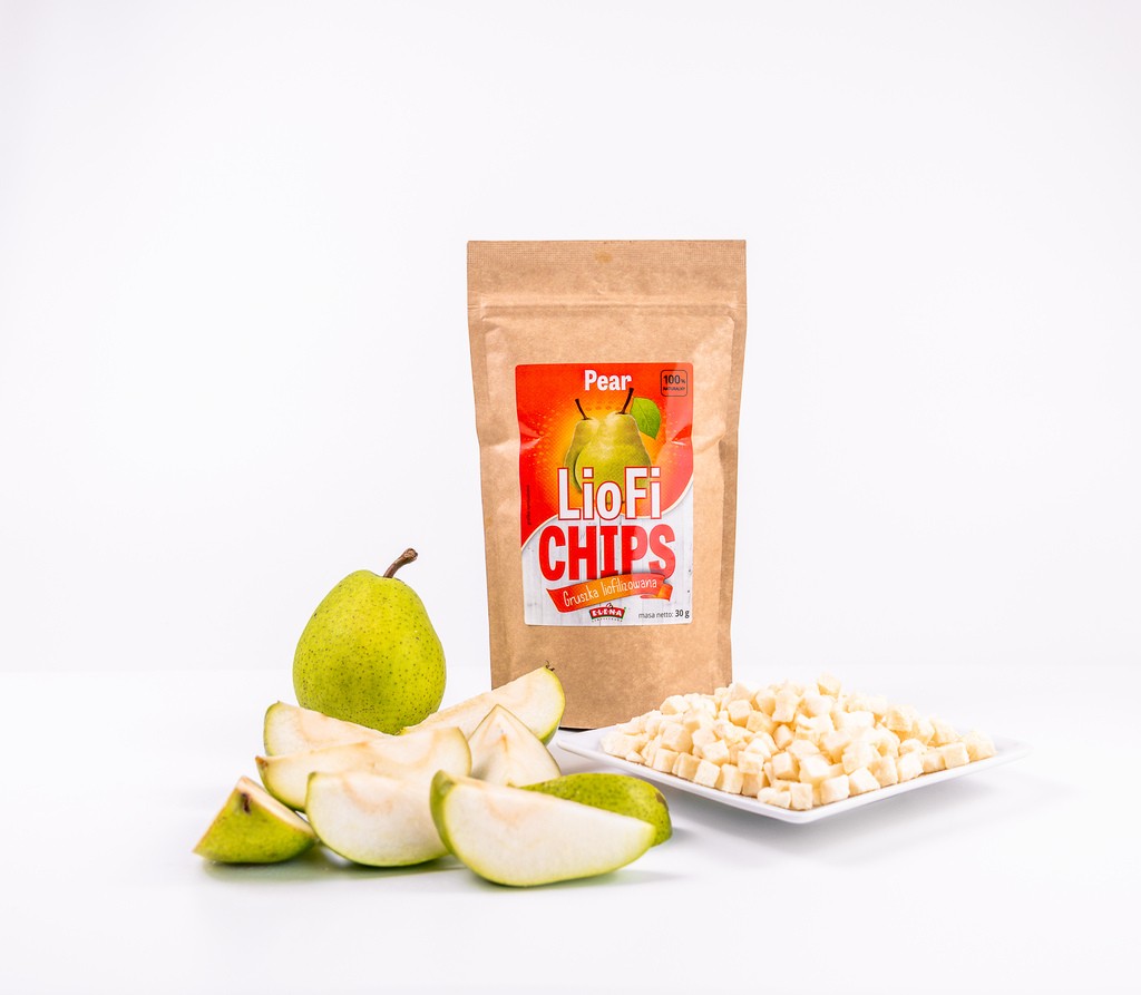 Freeze-dried pear