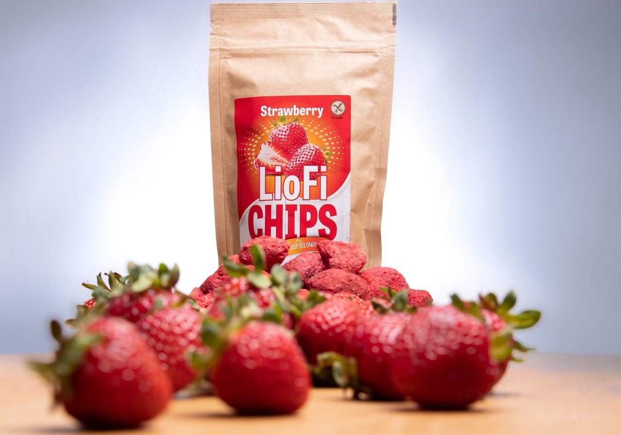 Freeze-dried strawberry