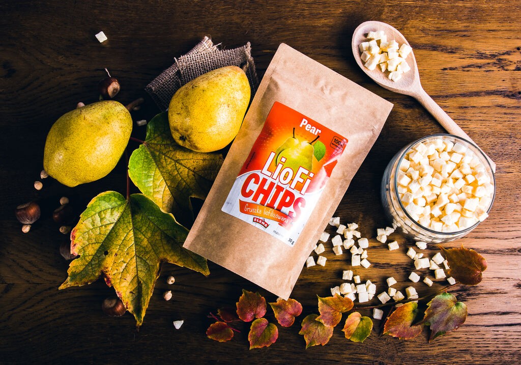 Freeze-dried pear